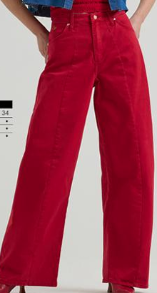 Lainey Wilson Wrangler Tour Barrel Jean Chili Pepper