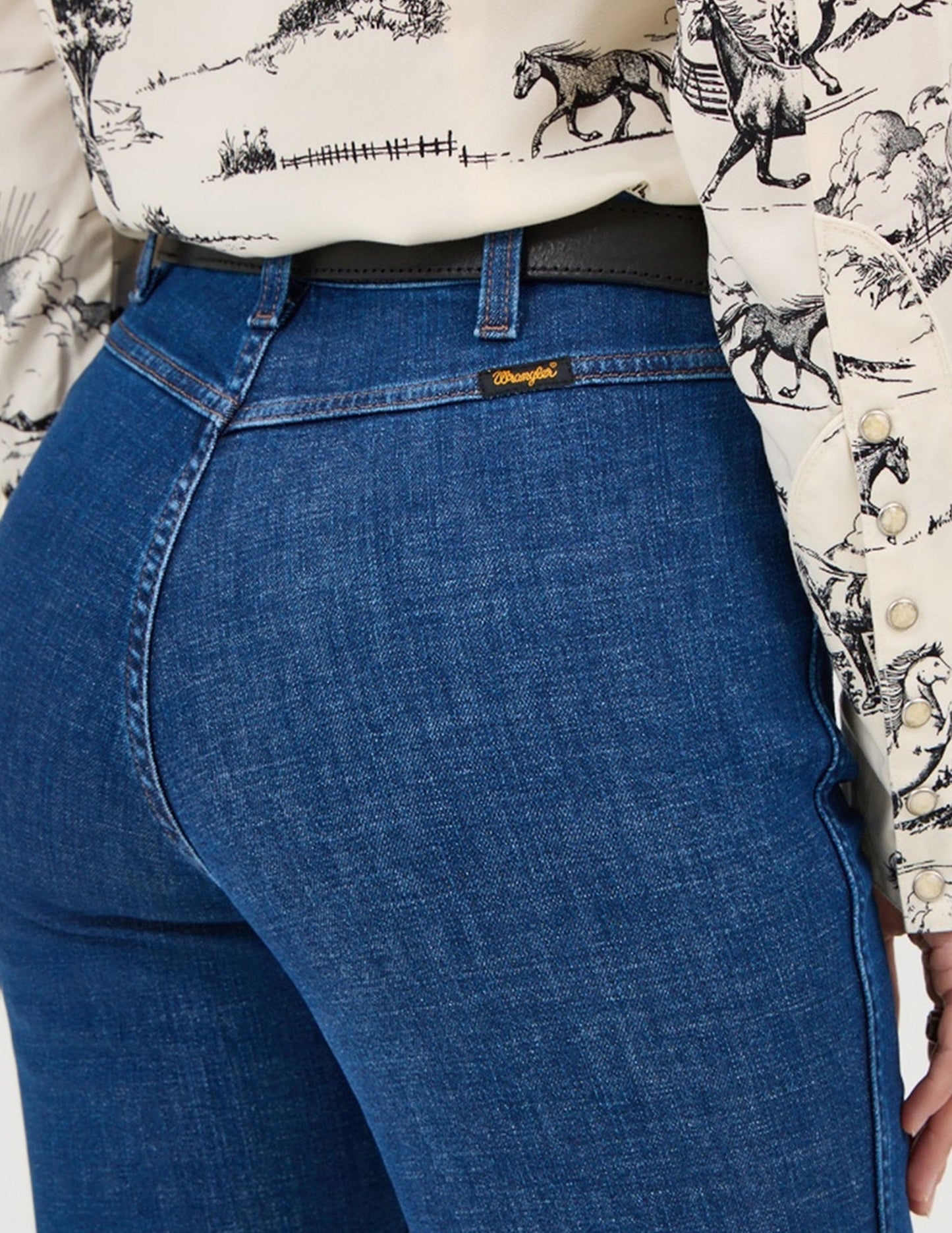 Wrangler® X Lainey Wilson Pin Tintuck Flare Jean