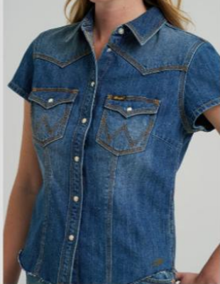 Lainey Wilson x Wrangler Shruken Denim Shirt